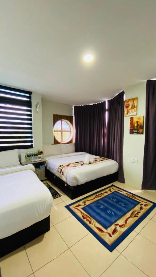 Milvus Hotel Kuah Exterior foto