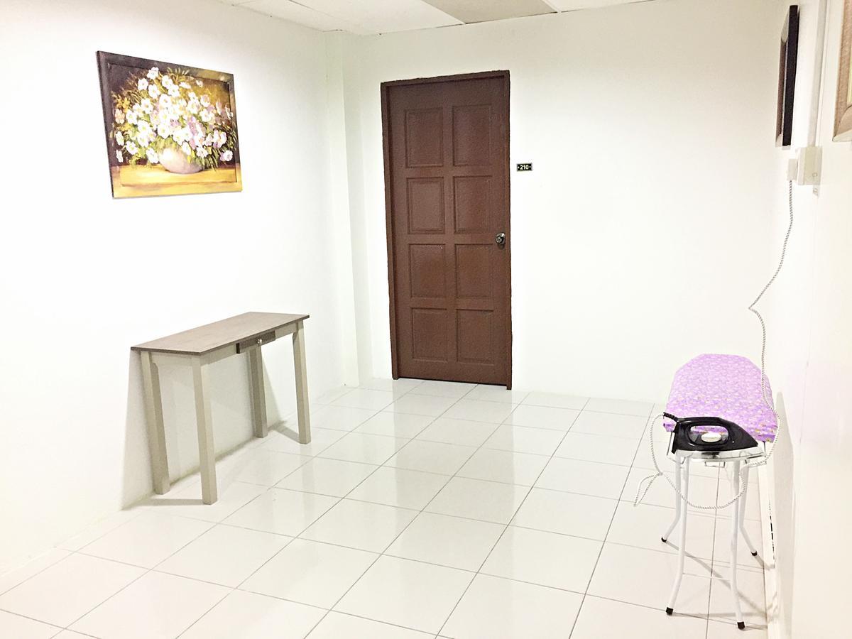 Milvus Hotel Kuah Exterior foto