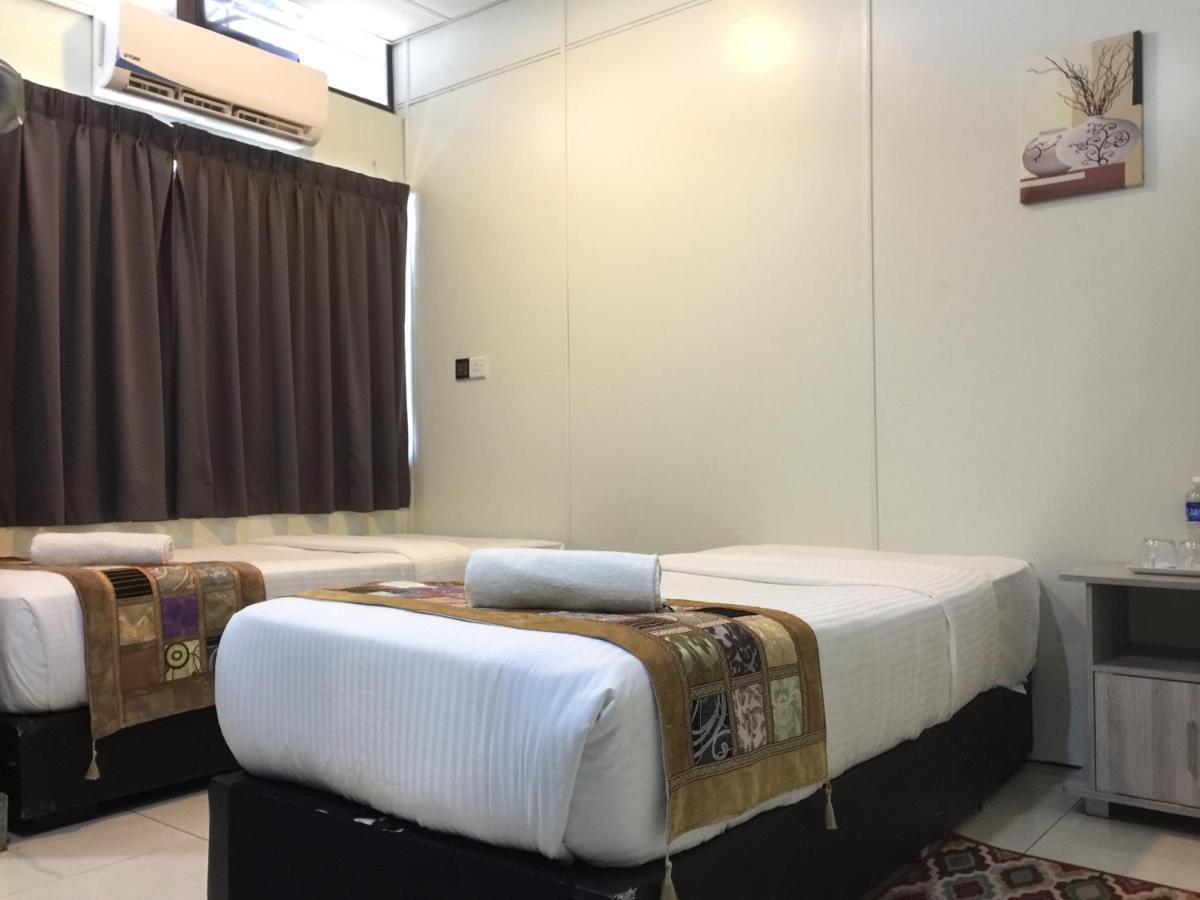 Milvus Hotel Kuah Exterior foto